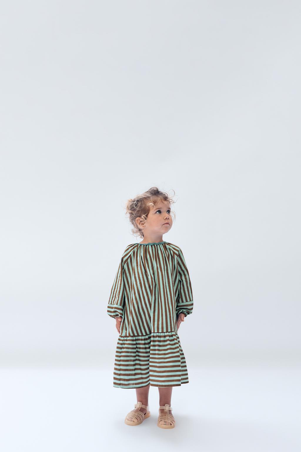 Платье волнистой полосатой limited edition для детей 2-14 лет