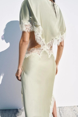 Платье миди с вырезом и кружевом — Zw Collection- Заказать в России