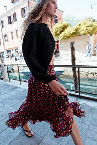 Юбка миди асимметричного кроя в горошек- Заказать в России