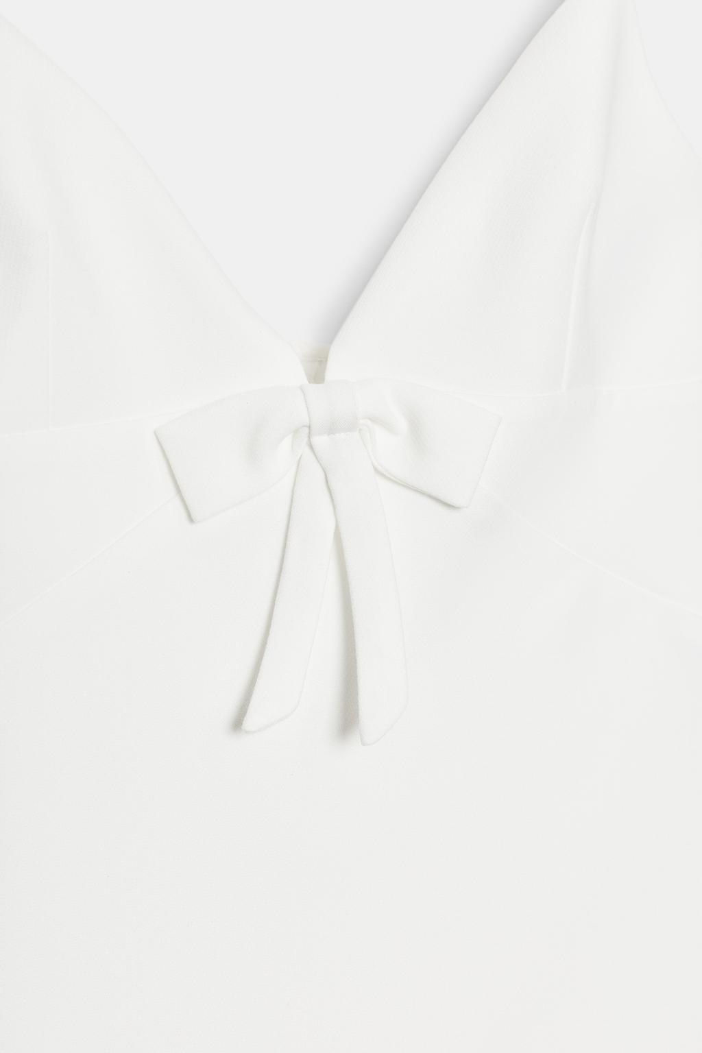 МИНИ-ПЛАТЬЕ С БАНТОМ