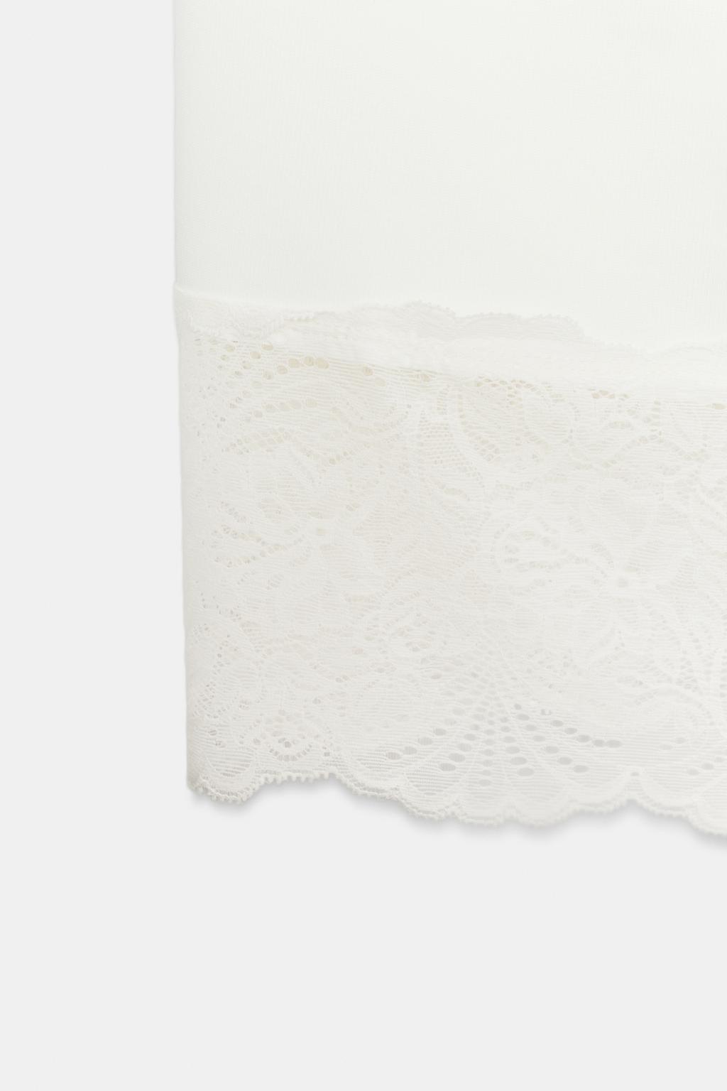 КОРОТКОЕ ПЛАТЬЕ ИЗ ЭЛАСТИЧНОЙ ТКАНИ С КРУЖЕВОМ