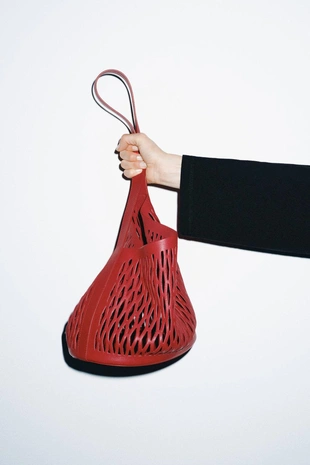 Кожаная сумка с перфорацией