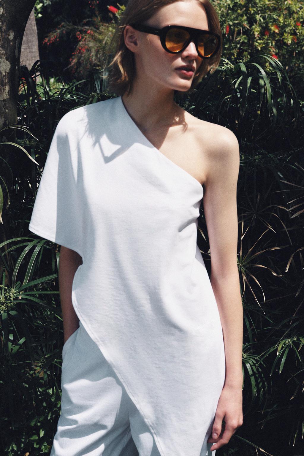 ДЛИННЫЙ АСИММЕТРИЧНЫЙ ТОП