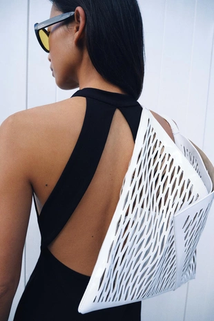 Длинное платье халтер