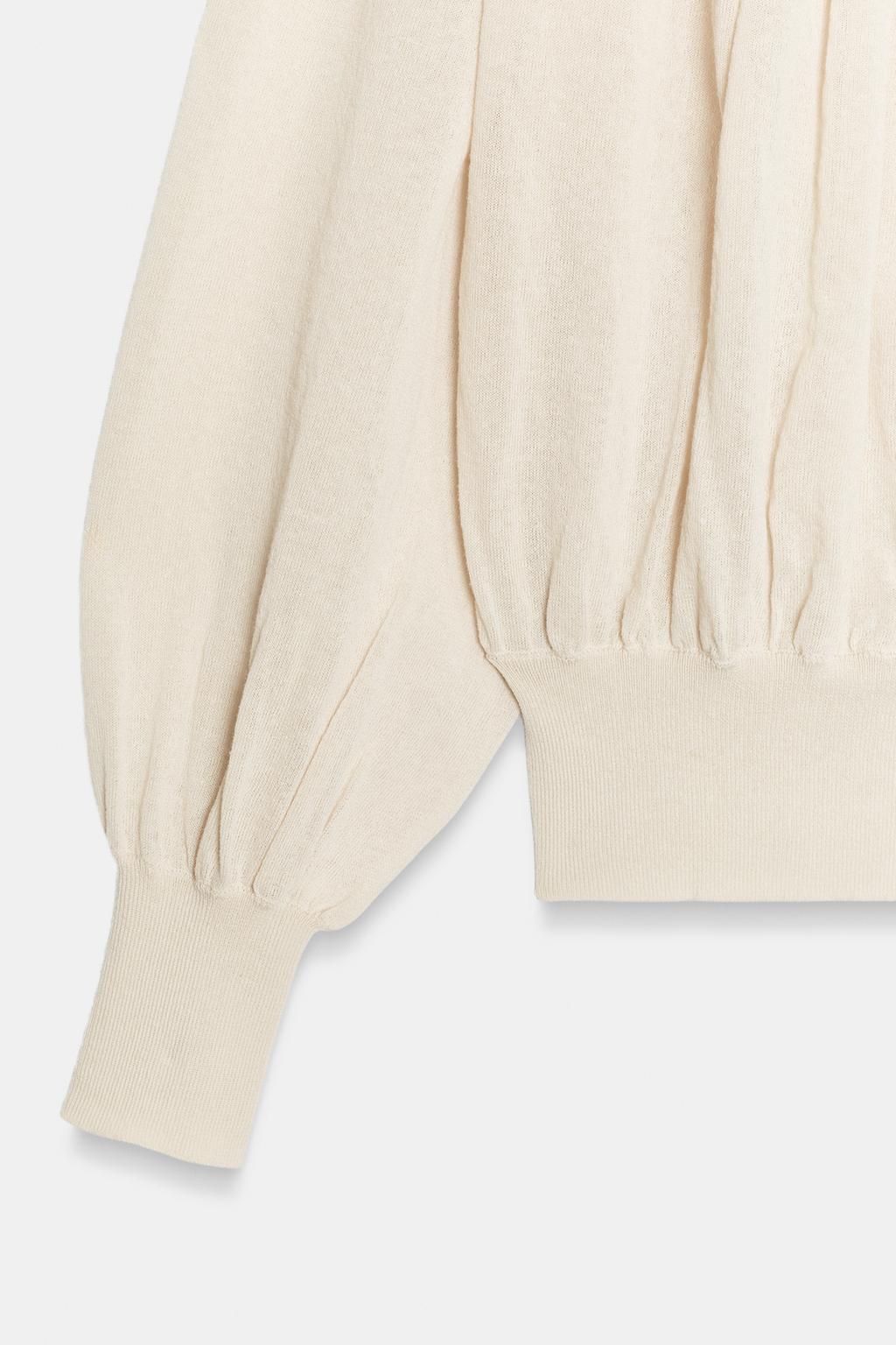 БЛУЗА В РУБЧИК С ВЫРЕЗОМ ЛОДОЧКОЙ