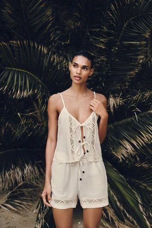 Топ с вышивкой и завязками- Заказать в России