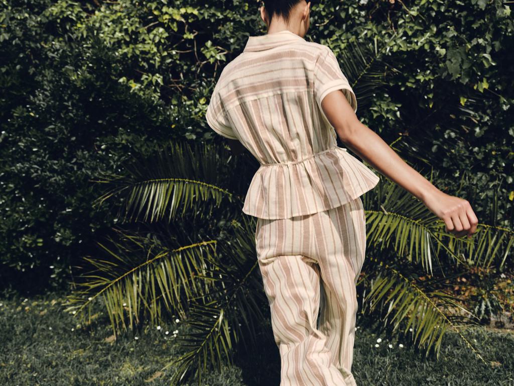 РУБАШКА В ПОЛОСКУ С МЕТАЛЛИЗИРОВАННОЙ НИТЬЮ