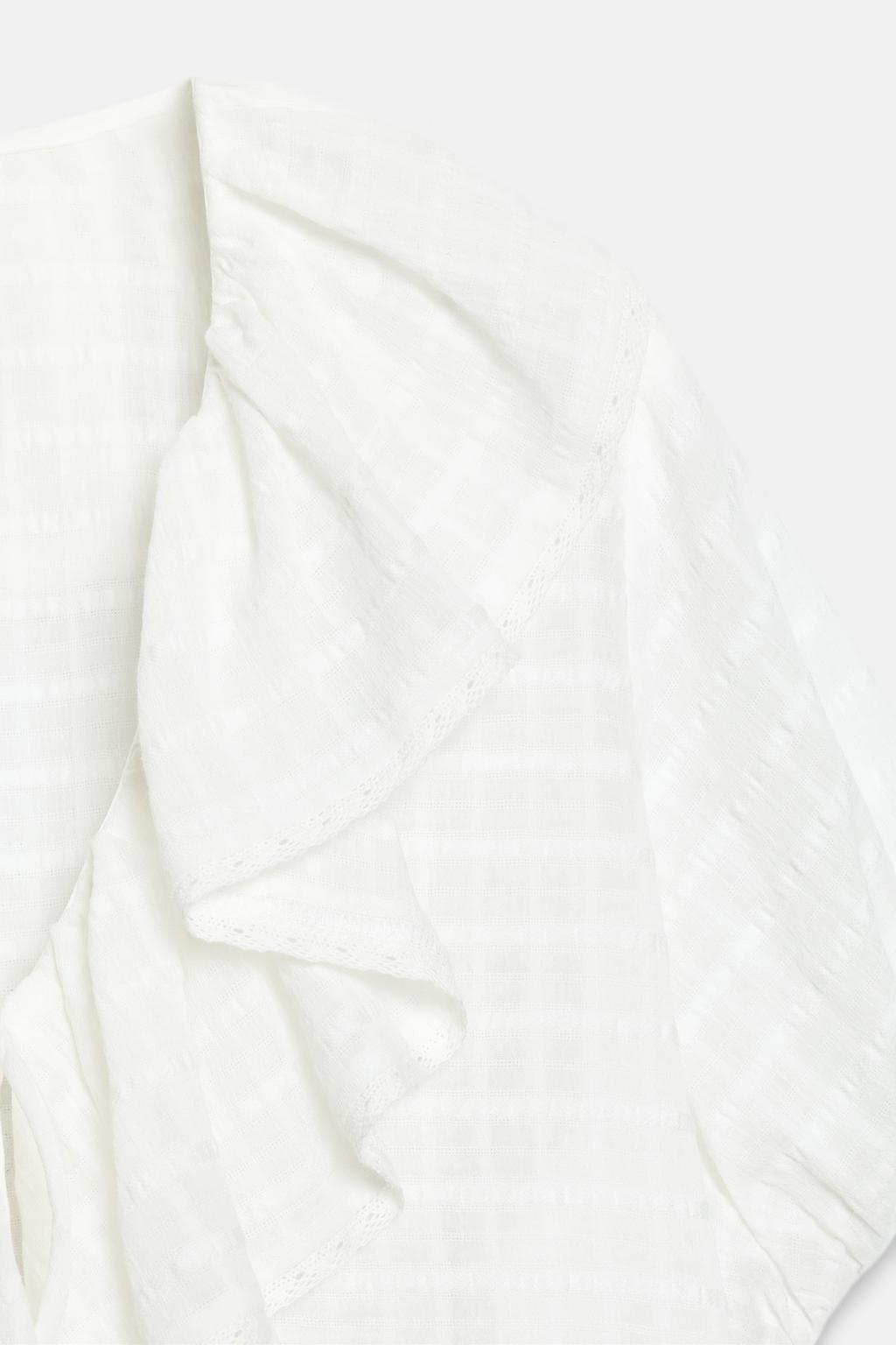 БЛУЗА С ВОЛАНАМИ И ЗАВЯЗКАМИ