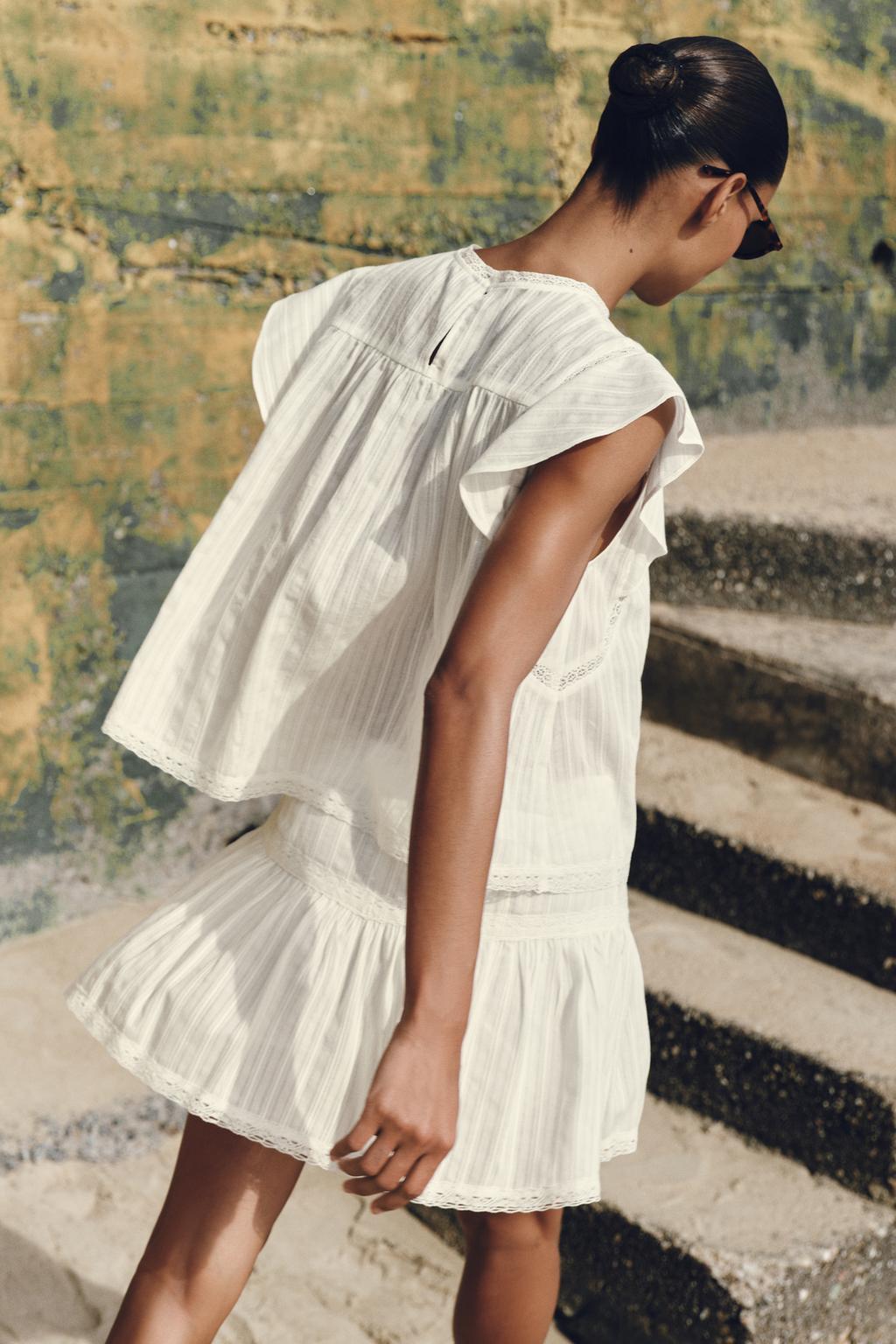 ТОП В РОМАНТИЧЕСКОМ СТИЛЕ С КРУЖЕВОМ