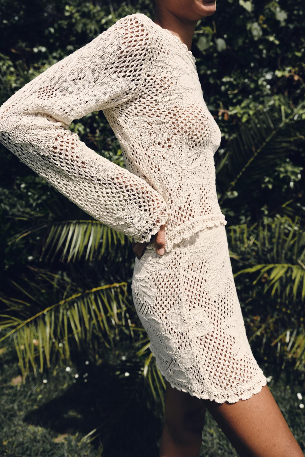 КОРОТКАЯ ЮБКА ИЗ ТРИКОТАЖА POINTELLE