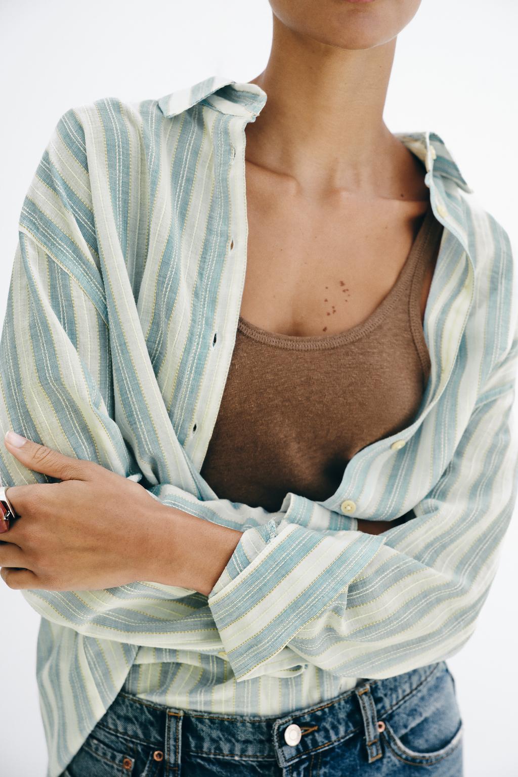 ОБЪЕМНАЯ РУБАШКА В ПОЛОСКУ