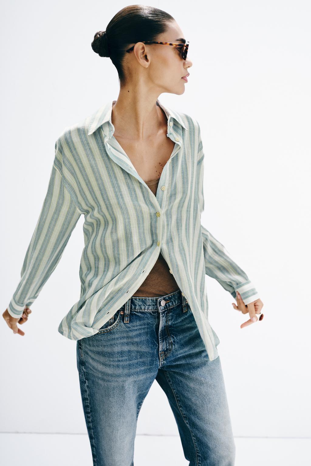 ОБЪЕМНАЯ РУБАШКА В ПОЛОСКУ