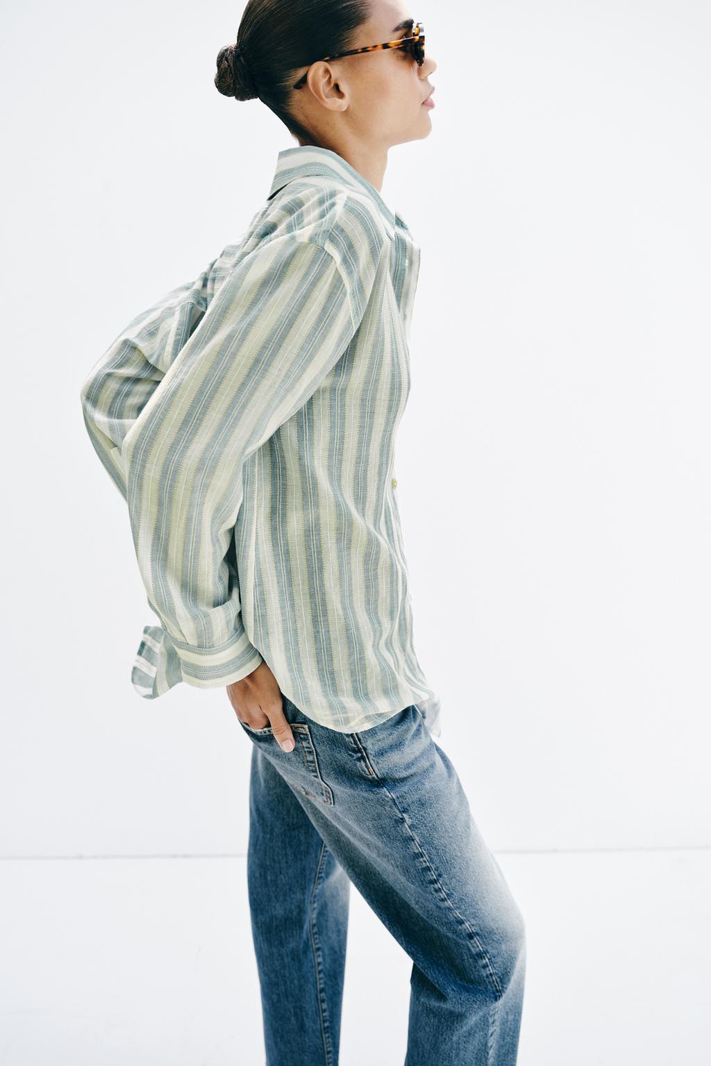 ОБЪЕМНАЯ РУБАШКА В ПОЛОСКУ