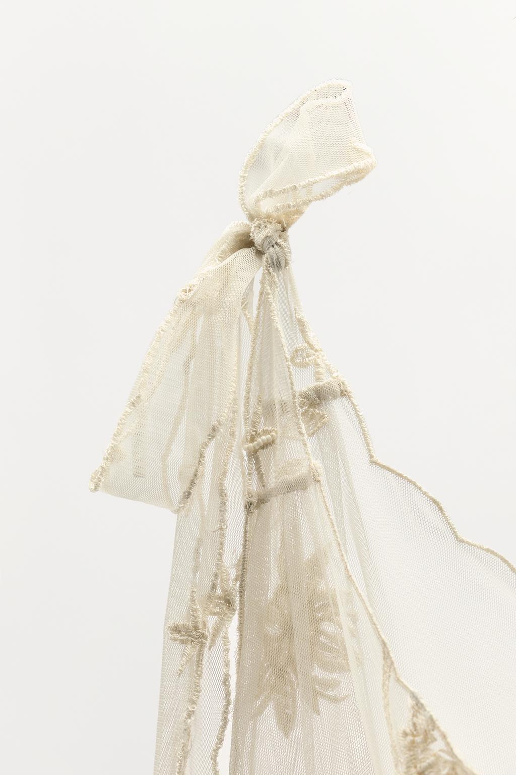 ПЛАТЬЕ ИЗ ЖОРЖЕТА С ЦВЕТОЧНОЙ ВЫШИВКОЙ И БУСИНАМИ LIMITED EDITION