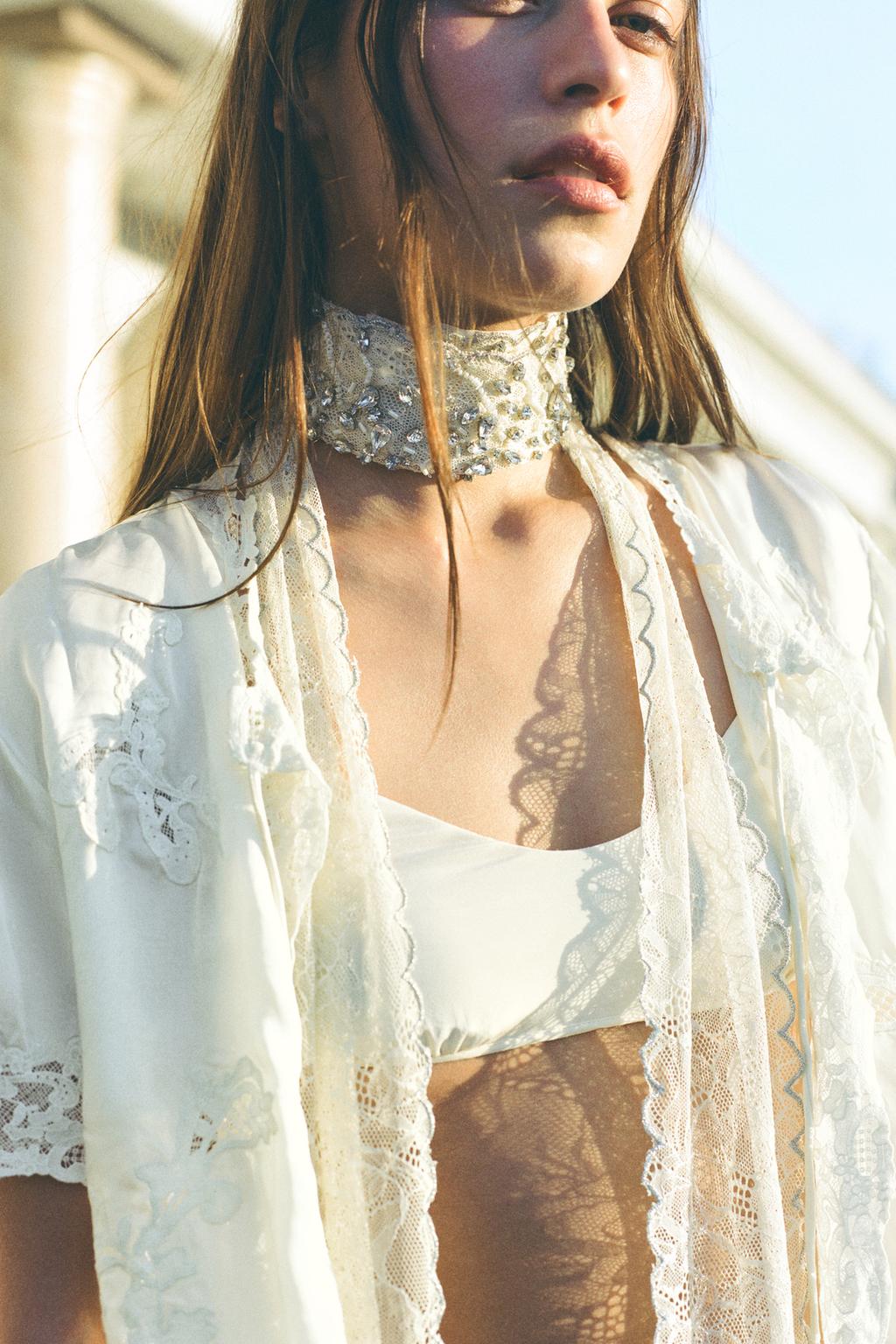 БАНДАНА С БУСИНАМИ И СТРАЗАМИ