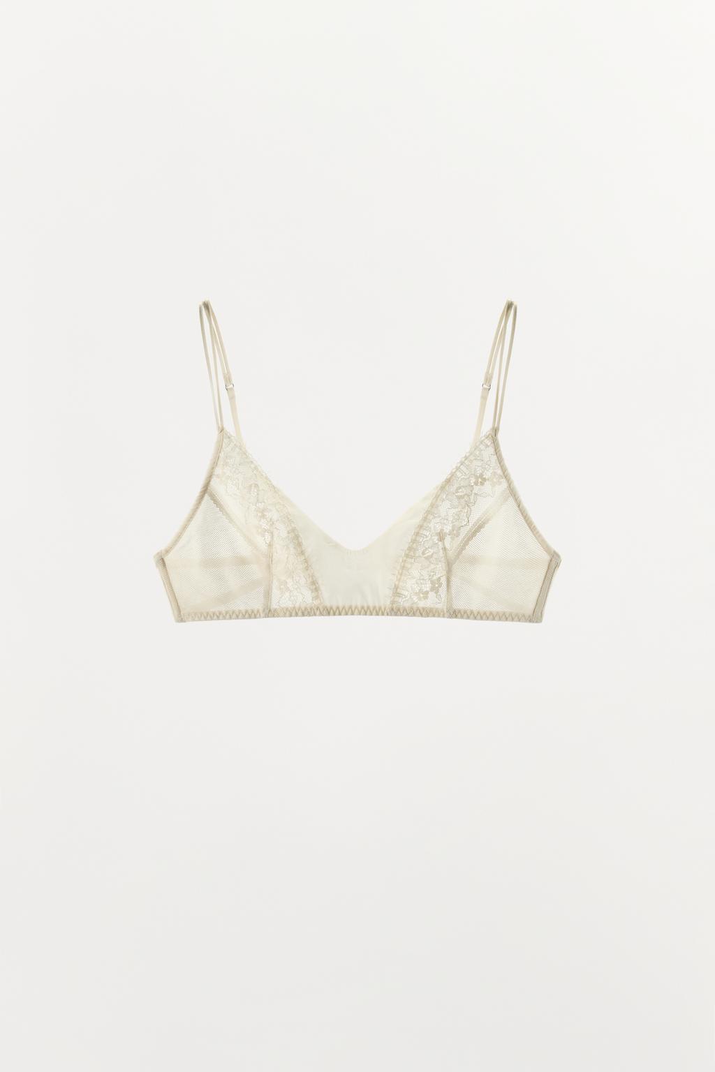 КРУЖЕВНОЙ БЮСТГАЛЬТЕР С ТРЕУГОЛЬНЫМИ ЧАШКАМИ