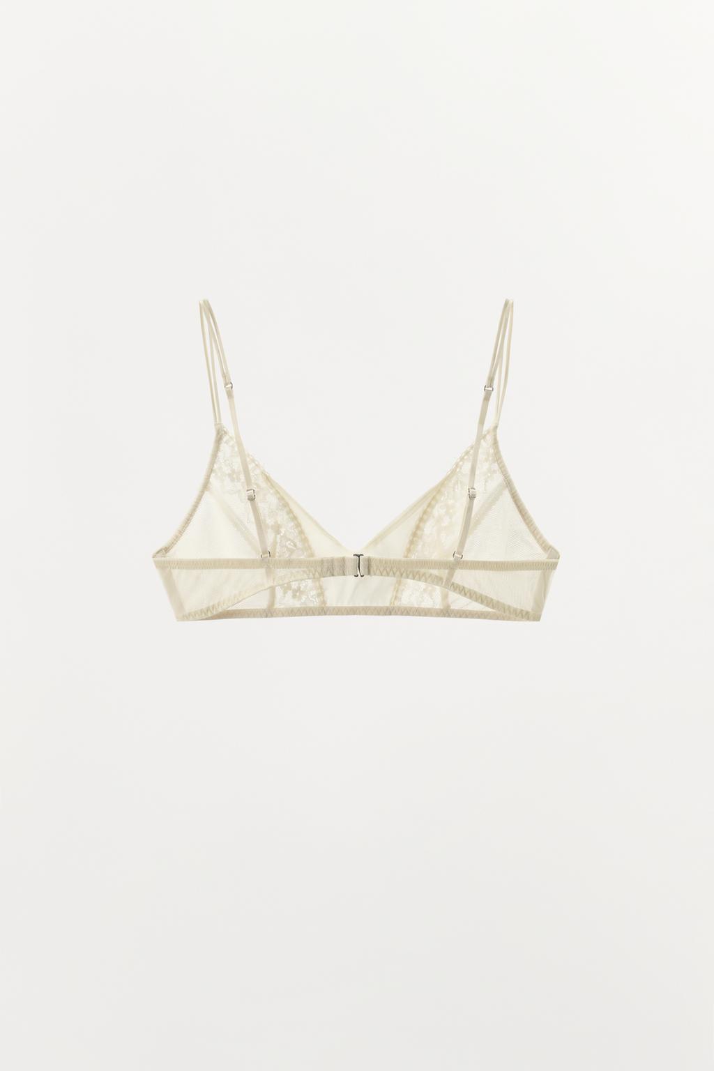 КРУЖЕВНОЙ БЮСТГАЛЬТЕР С ТРЕУГОЛЬНЫМИ ЧАШКАМИ