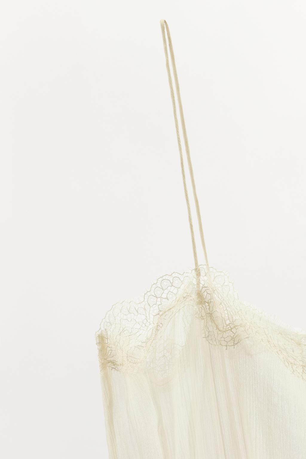 ТОП ИЗ ЖОРЖЕТА С ПЛИССИРОВАННЫМ КРУЖЕВОМ