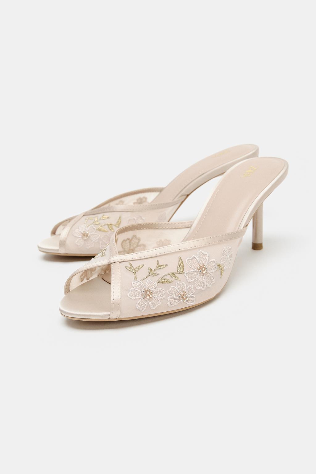 Туфли-мюли с вышивкой из сетки на каблуке