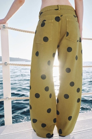 Джинсы Zw Barrel со средней посадкой и в горошек- Заказать в России