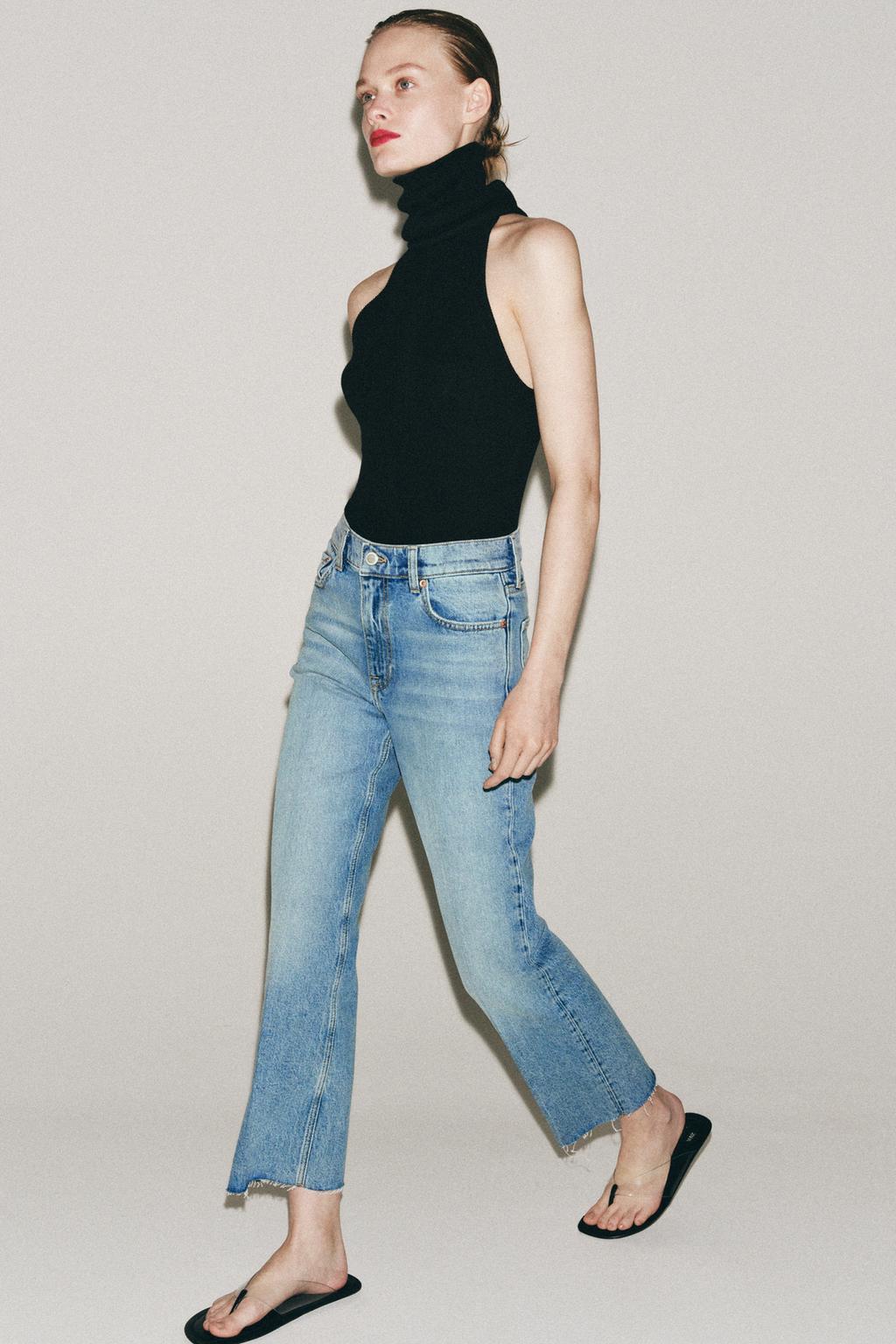 УКОРОЧЕННЫЕ ДЖИНСЫ-КЛЕШ СО СРЕДНЕЙ ПОСАДКОЙ — ZW COLLECTION