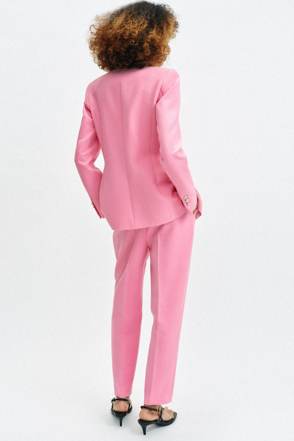 БЛЕЙЗЕР ОБЛЕГАЮЩЕГО КРОЯ БЕЗ ЛАЦКАНОВ