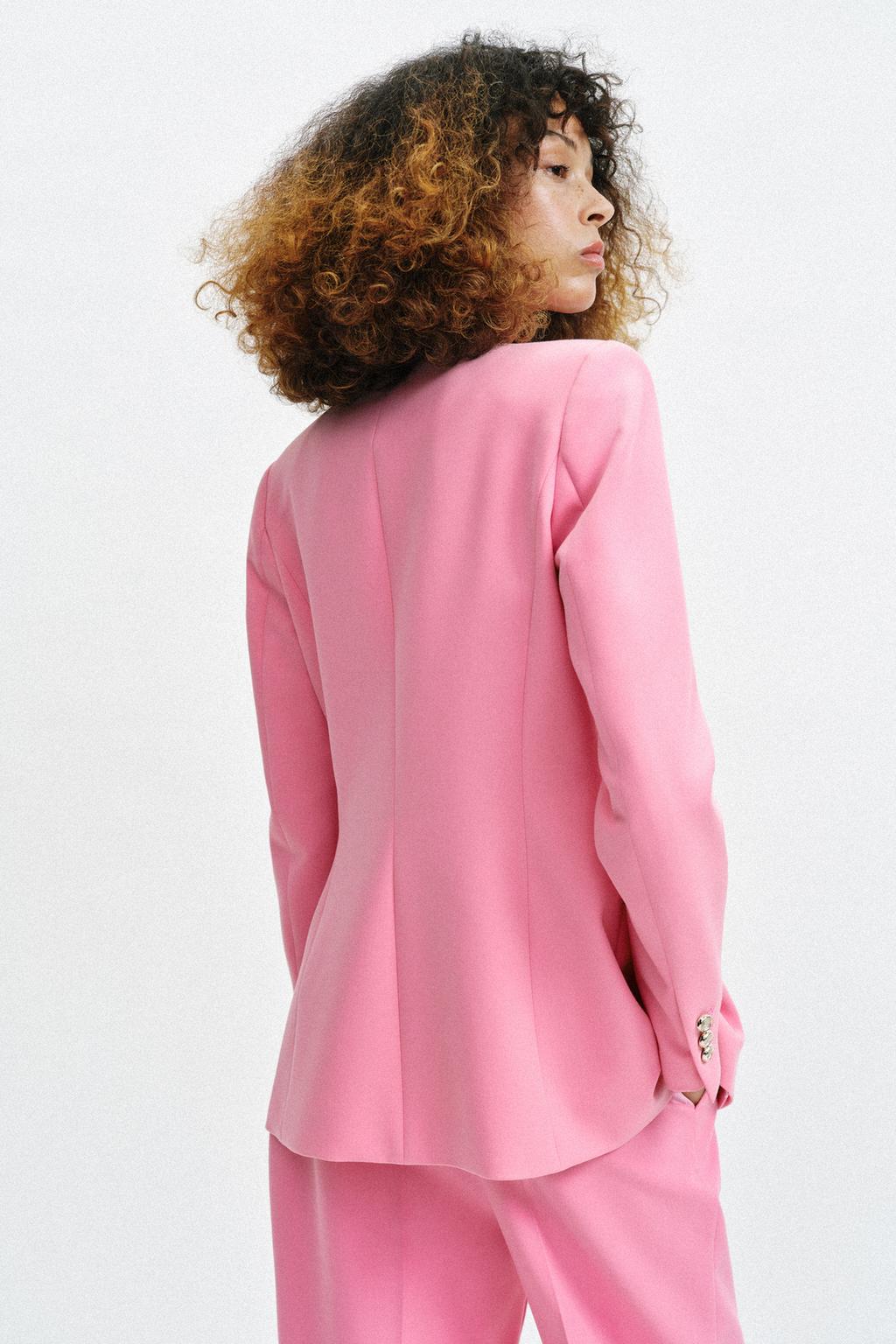 БЛЕЙЗЕР ОБЛЕГАЮЩЕГО КРОЯ БЕЗ ЛАЦКАНОВ