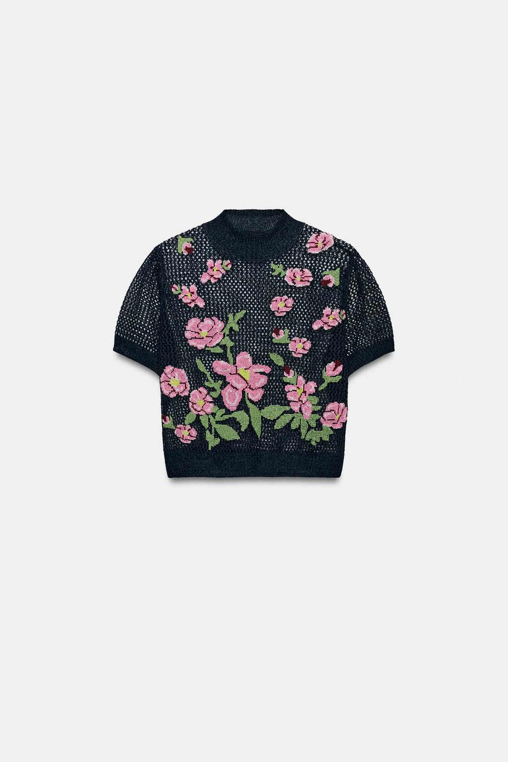 ТОП С ВЫШИТЫМИ ЦВЕТАМИ