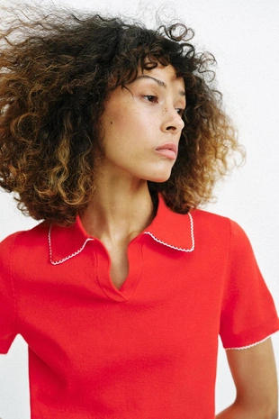 Контрастное поло с кружевом