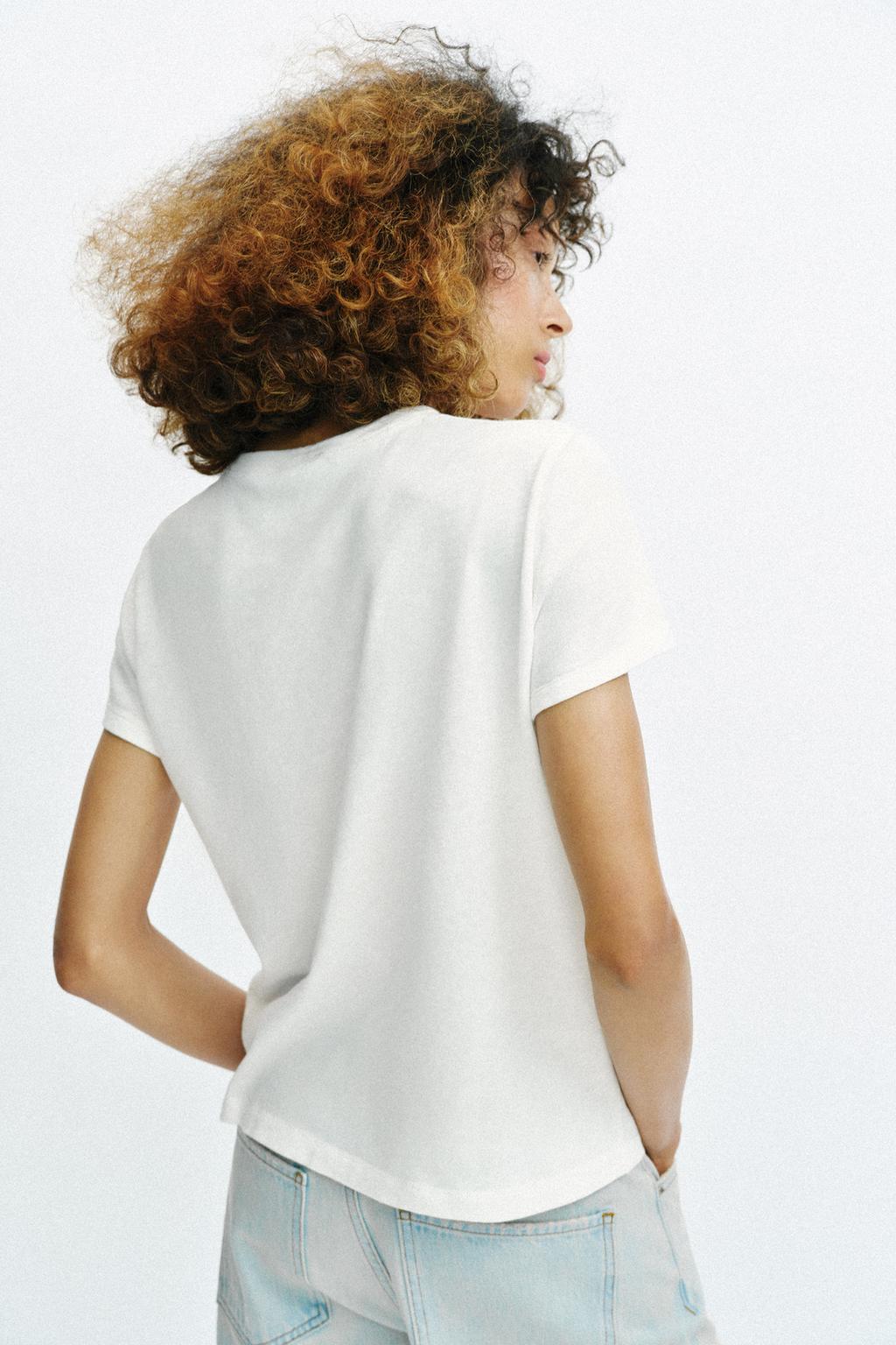 ФУТБОЛКА С СЕРДЦЕМ И КОРОТКИМ РУКАВОМ