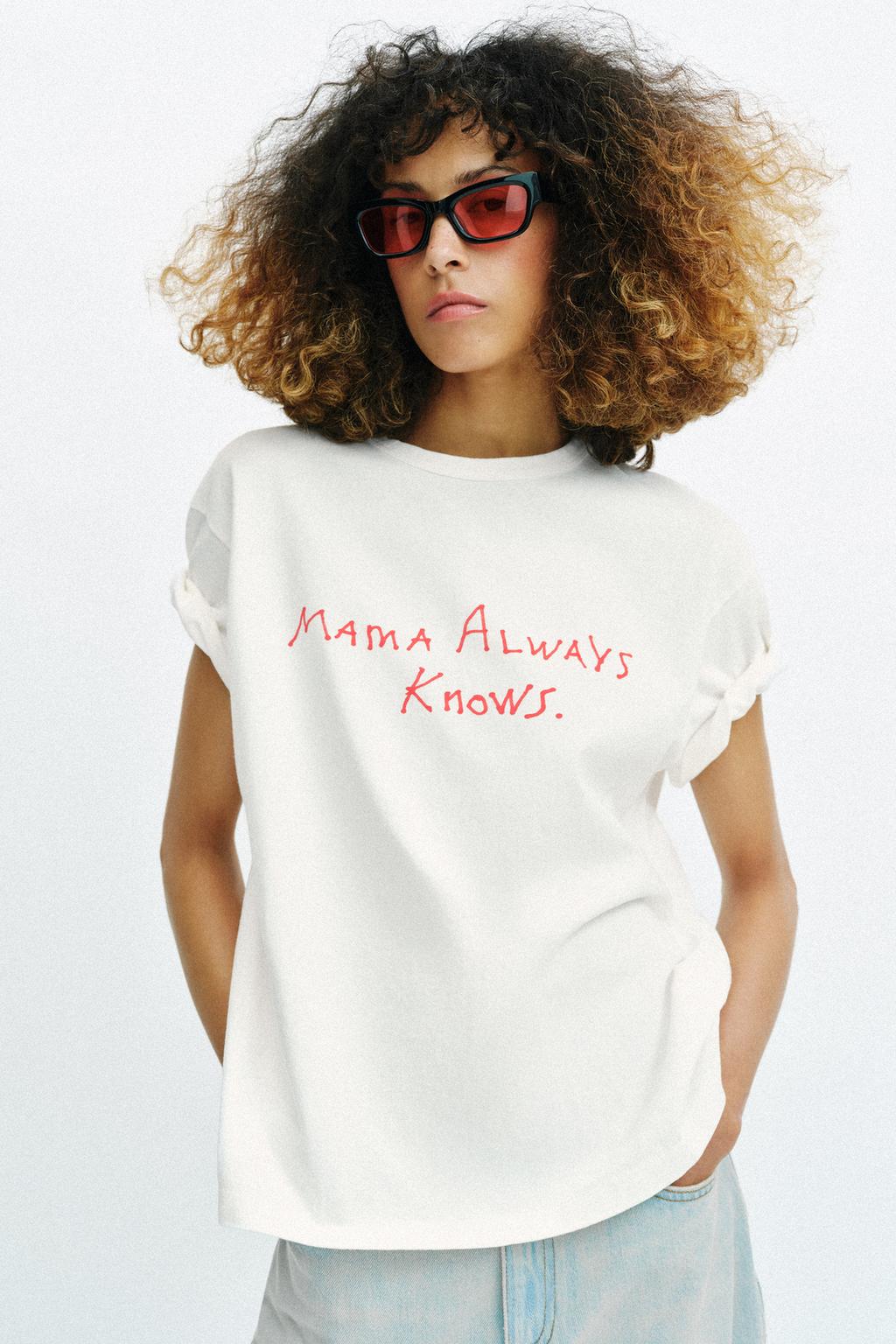 ФУТБОЛКА С НАДПИСЬЮ И КОРОТКИМИ РУКАВАМИ