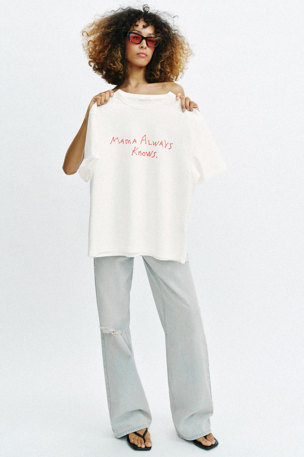 ФУТБОЛКА С НАДПИСЬЮ И КОРОТКИМИ РУКАВАМИ