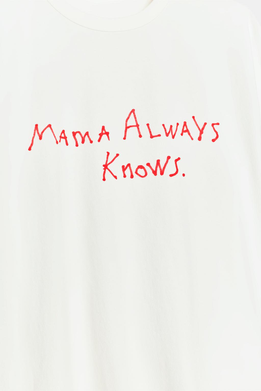 ФУТБОЛКА С НАДПИСЬЮ И КОРОТКИМИ РУКАВАМИ