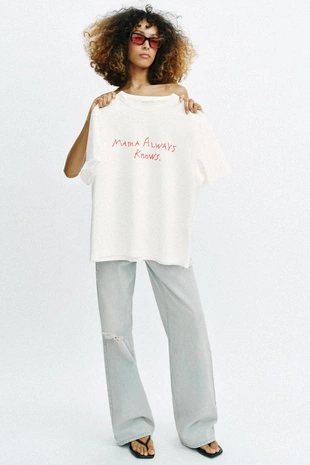 Футболка с надписью и короткими рукавами- Заказать в России