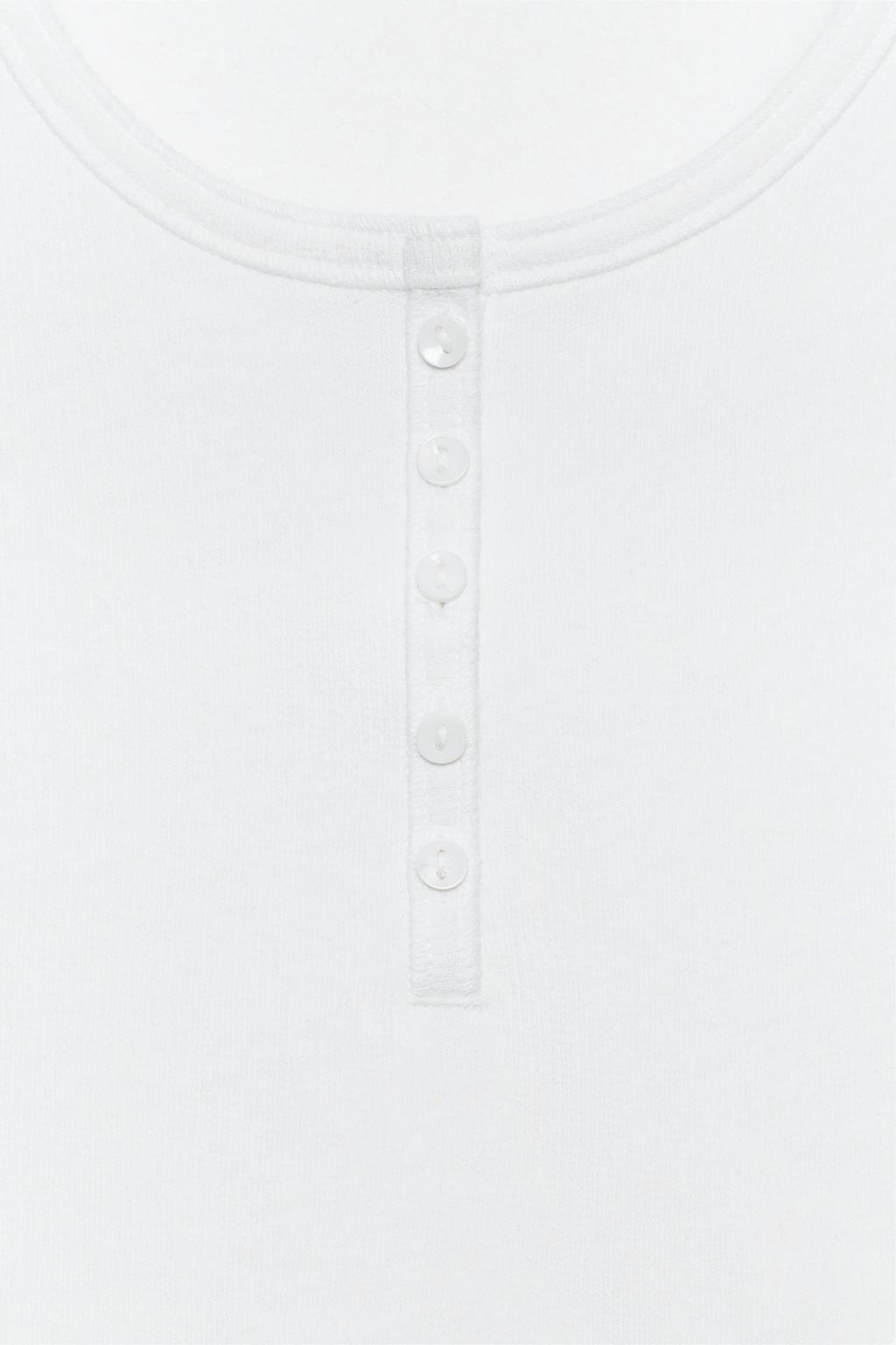 ТОП С ЛЬНЯНЫМИ ПУГОВИЦАМИ