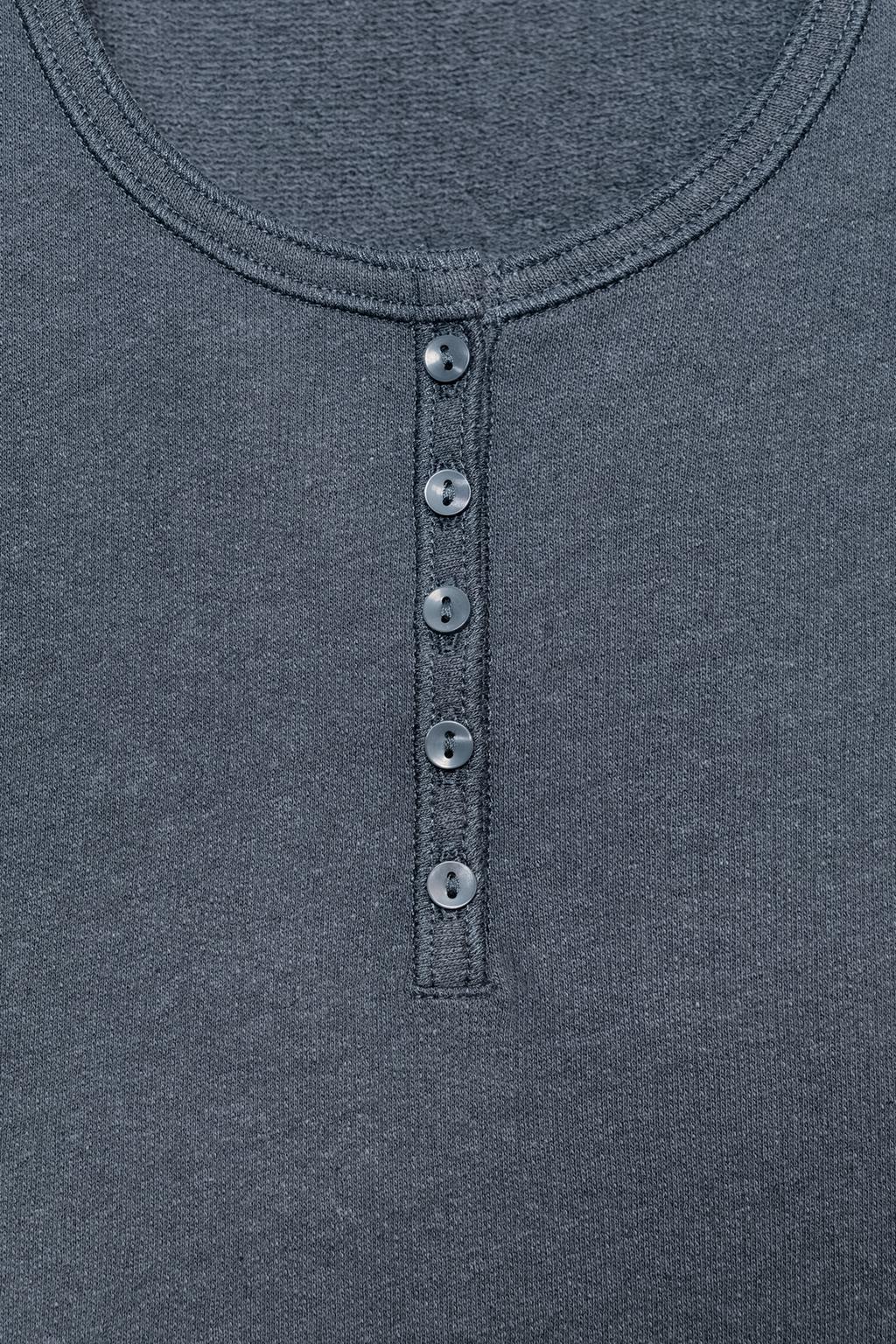 ТОП С ЛЬНЯНЫМИ ПУГОВИЦАМИ