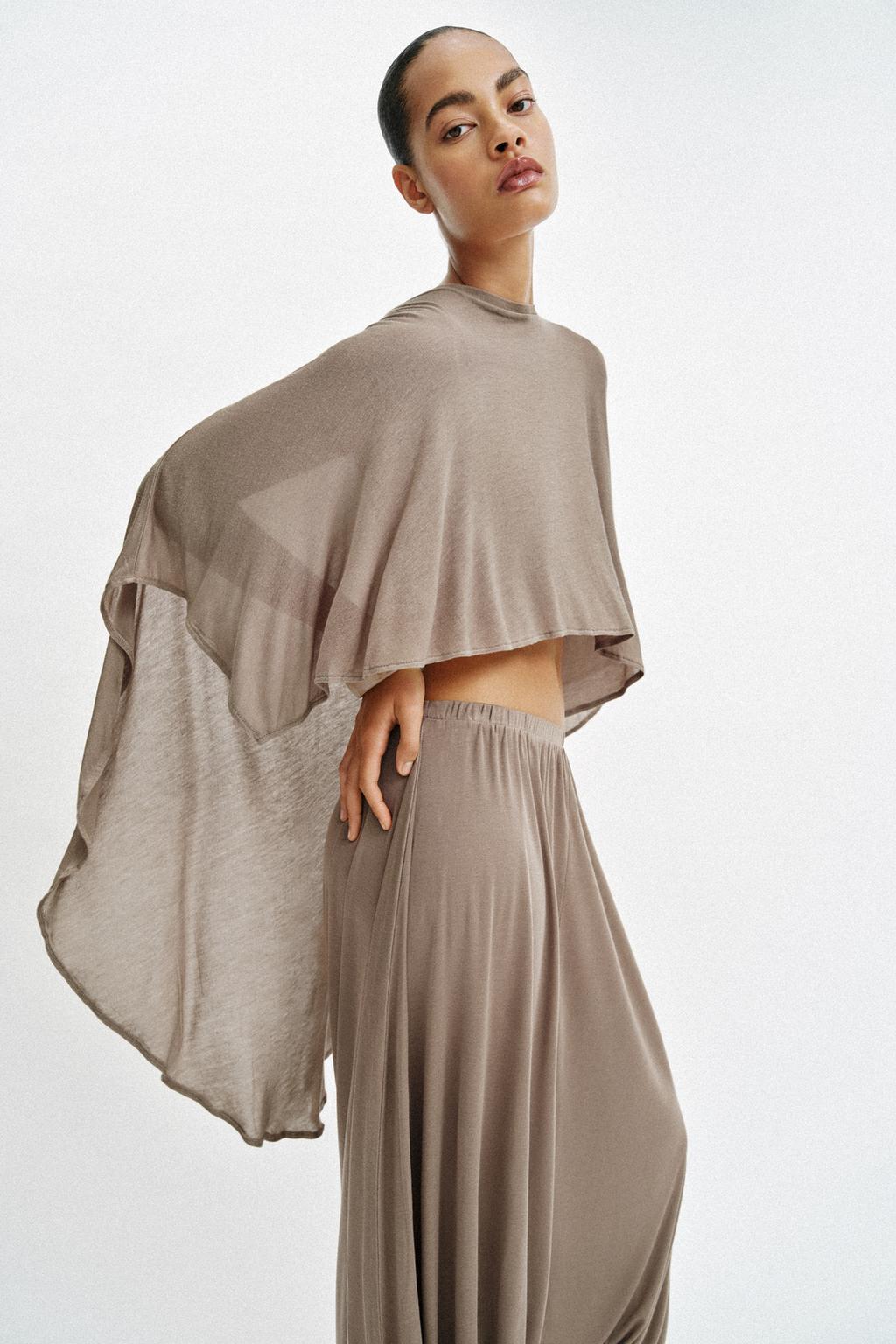 ТОП-НАКИДКА АСИММЕТРИЧНОГО КРОЯ