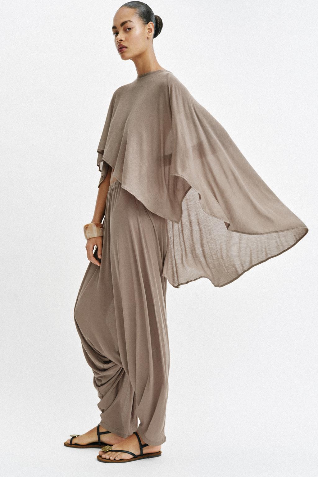 ТОП-НАКИДКА АСИММЕТРИЧНОГО КРОЯ