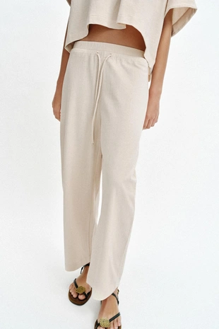 Брюки в стиле рустик на шнурке