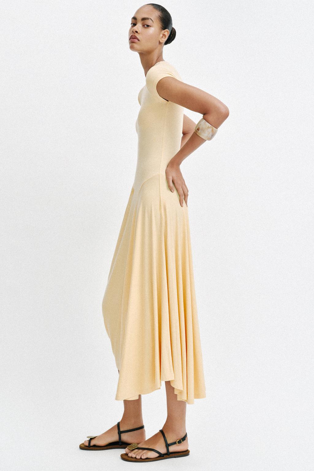 ДЛИННОЕ ПЛАТЬЕ АСИММЕТРИЧНОГО КРОЯ