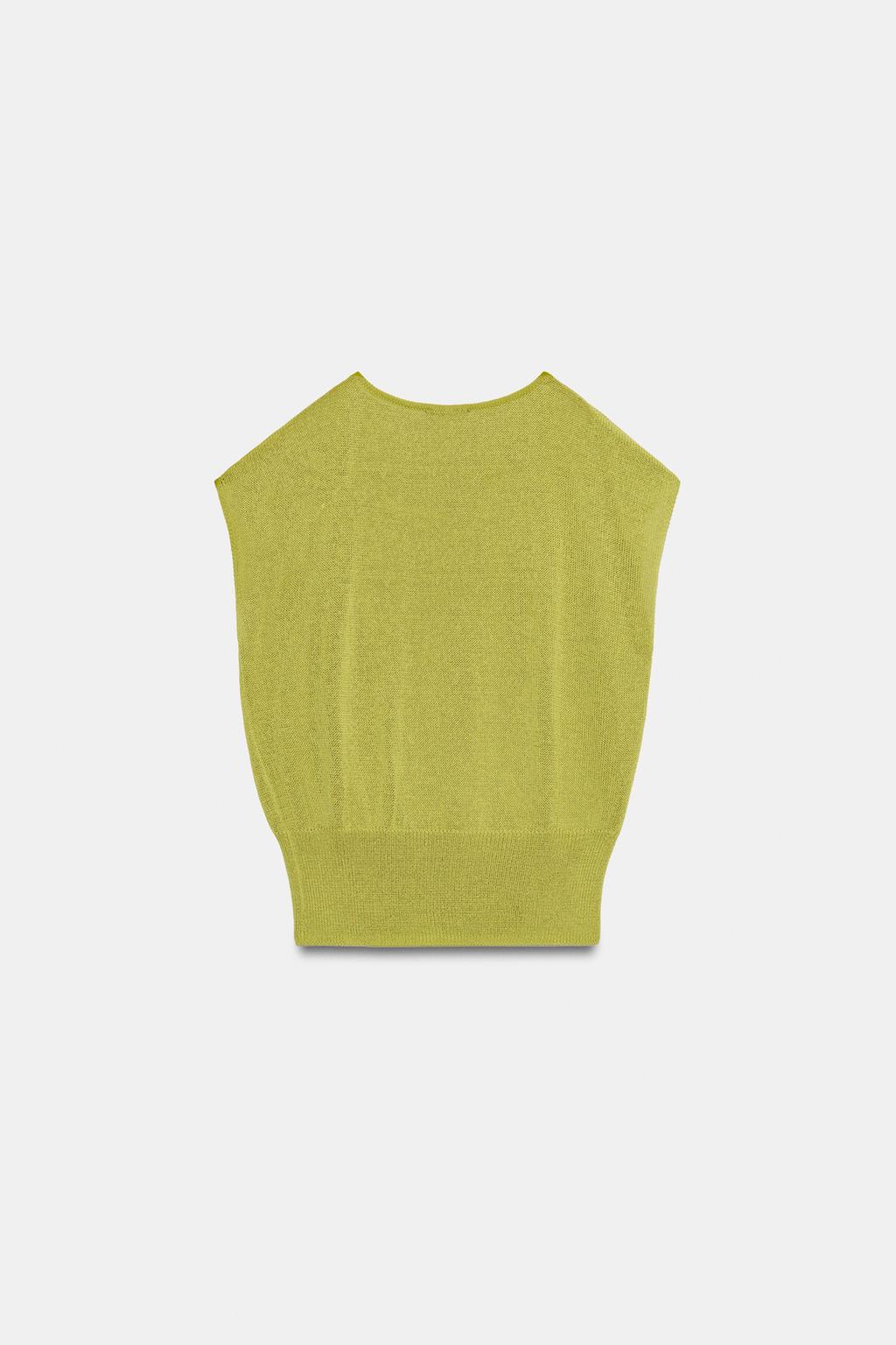 ТРИКОТАЖНЫЙ ТОП С ДЕКОРОМ