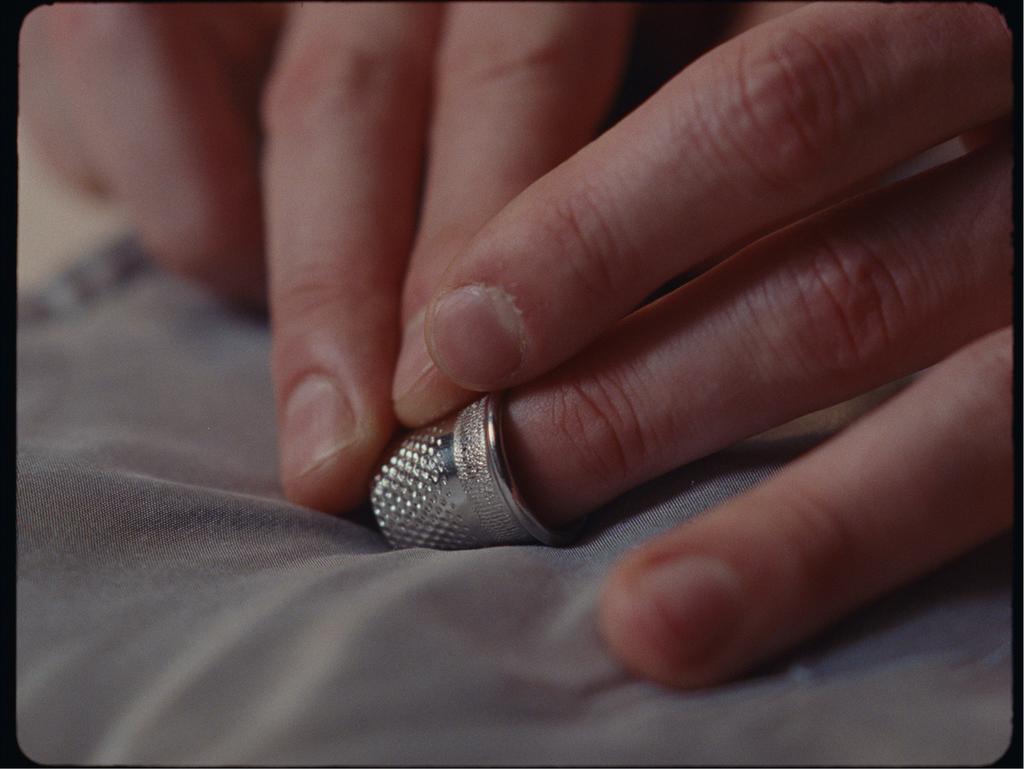 ДВУБОРТНЫЙ КОСТЮМНЫЙ БЛЕЙЗЕР ИЗ 100% ШЕРСТИ