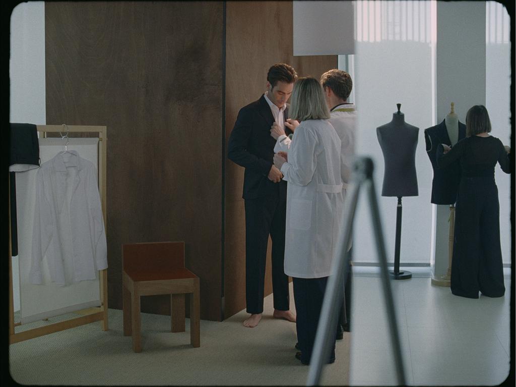 КОСТЮМНЫЙ БЛЕЙЗЕР REGULAR FIT ИЗ РЕЛЬЕФНОЙ ТКАНИ