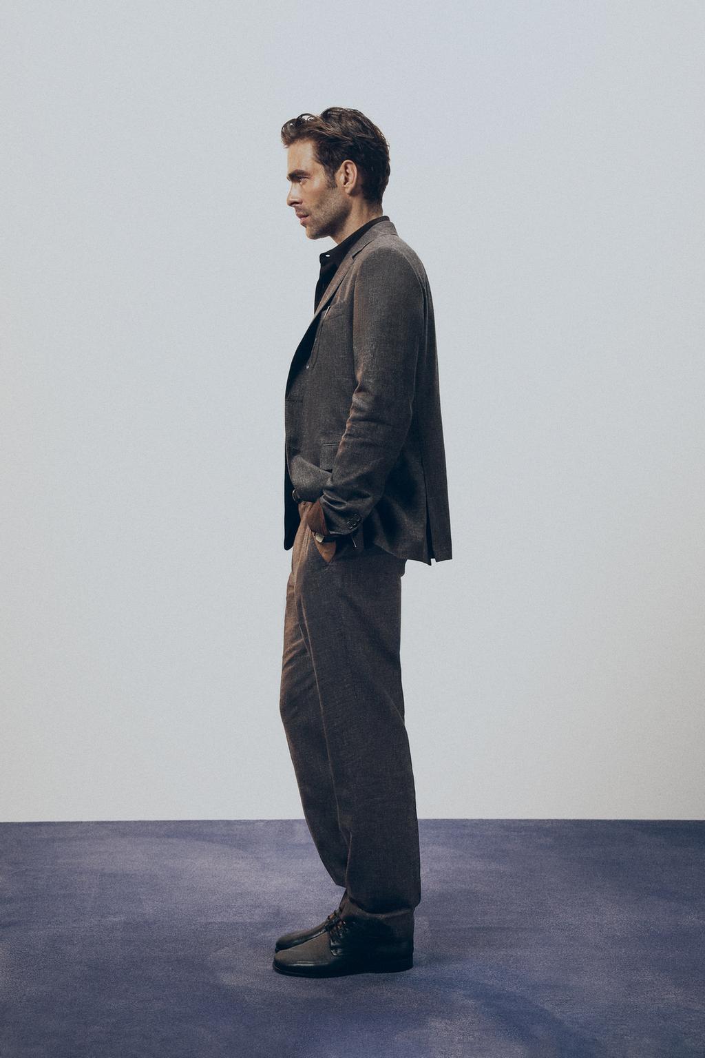 КОСТЮМНЫЕ БРЮКИ КЛАССИЧЕСКОГО КРОЯ ИЗ РЕЛЬЕФНОЙ ТКАНИ