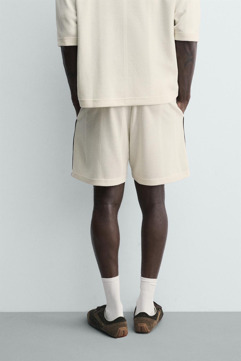 ШОРТЫ В СТИЛЕ РЕТРО ФУТБОЛ С КОНТРАСТНЫМИ ЭЛЕМЕНТАМИ