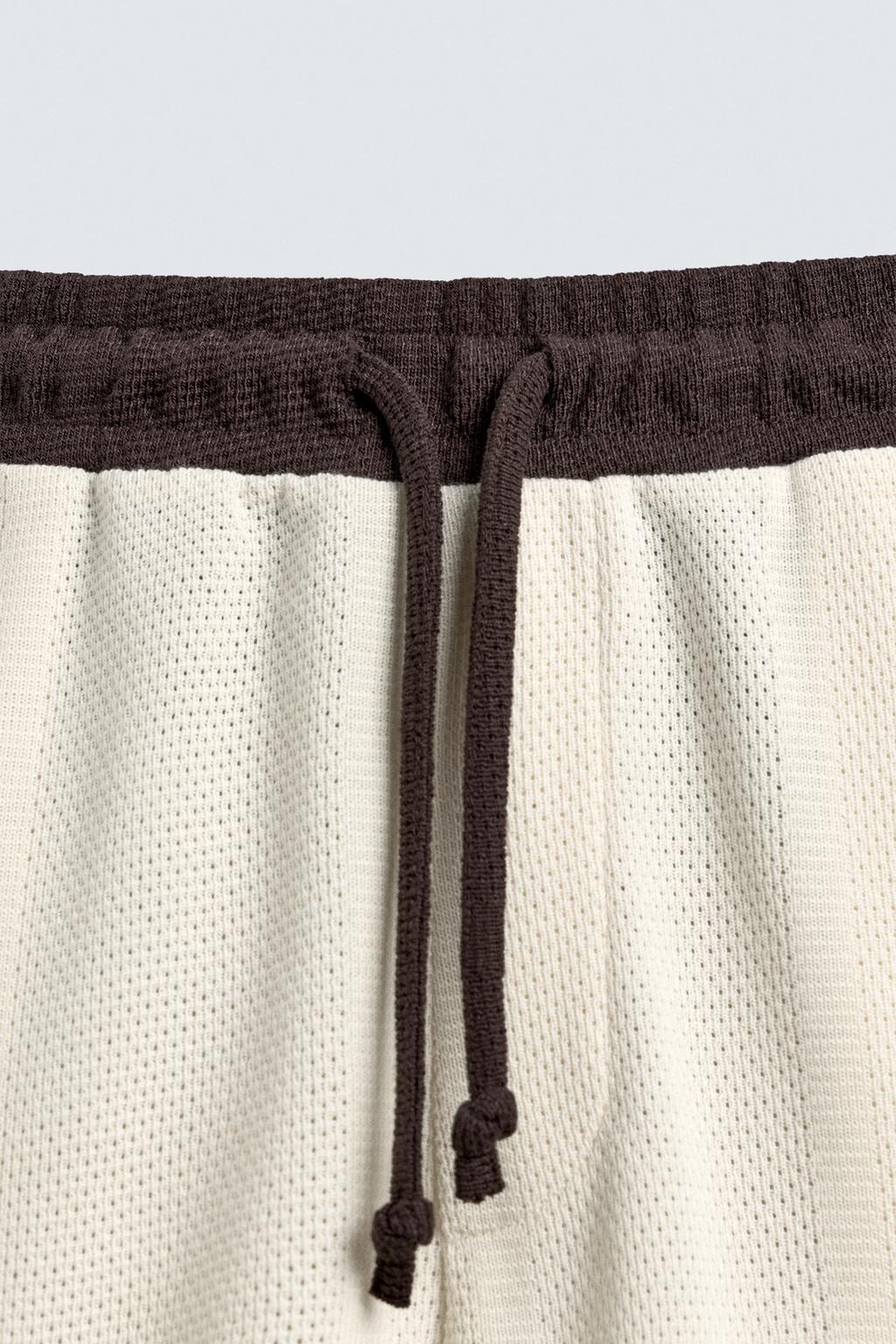 ШОРТЫ В СТИЛЕ РЕТРО ФУТБОЛ С КОНТРАСТНЫМИ ЭЛЕМЕНТАМИ