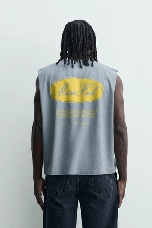 Майка из ткани с эффектом потертости с принтом- Заказать в России