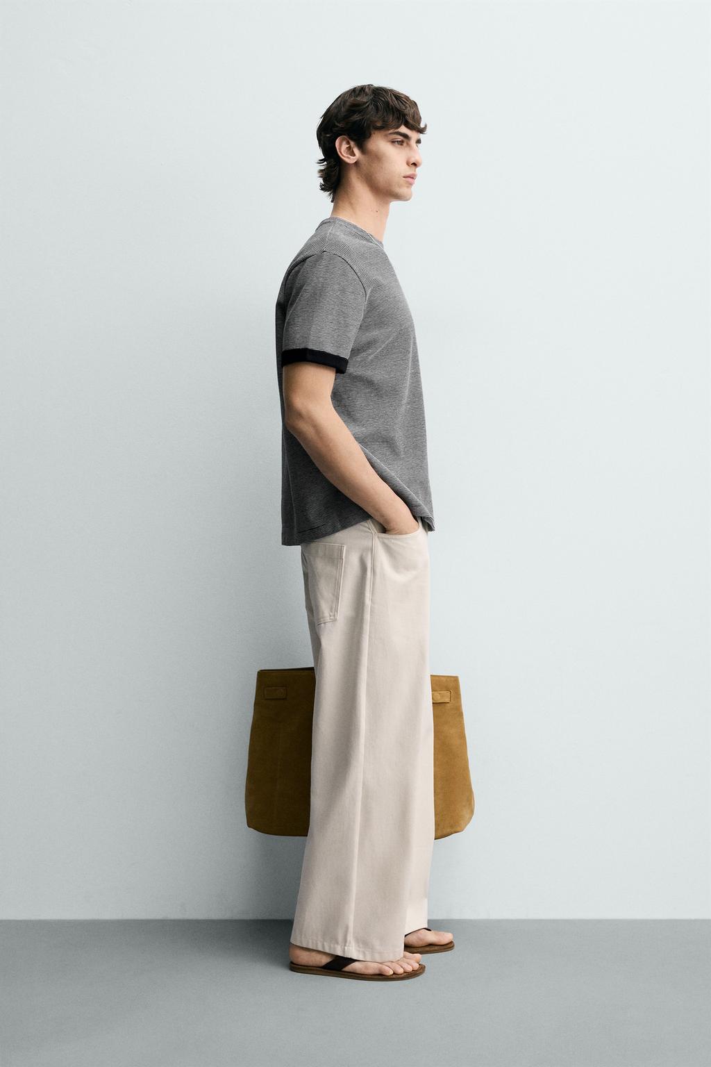 ЖАККАРДОВАЯ ФУТБОЛКА В КОНТРАСТНУЮ ПОЛОСКУ