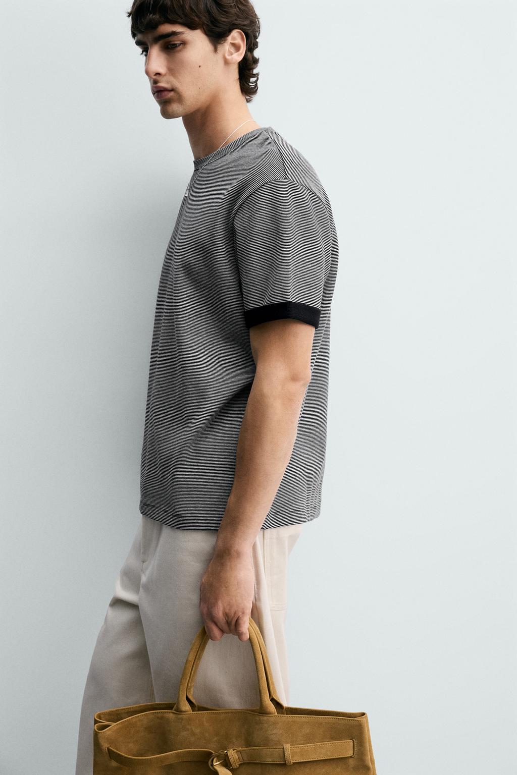 ЖАККАРДОВАЯ ФУТБОЛКА В КОНТРАСТНУЮ ПОЛОСКУ