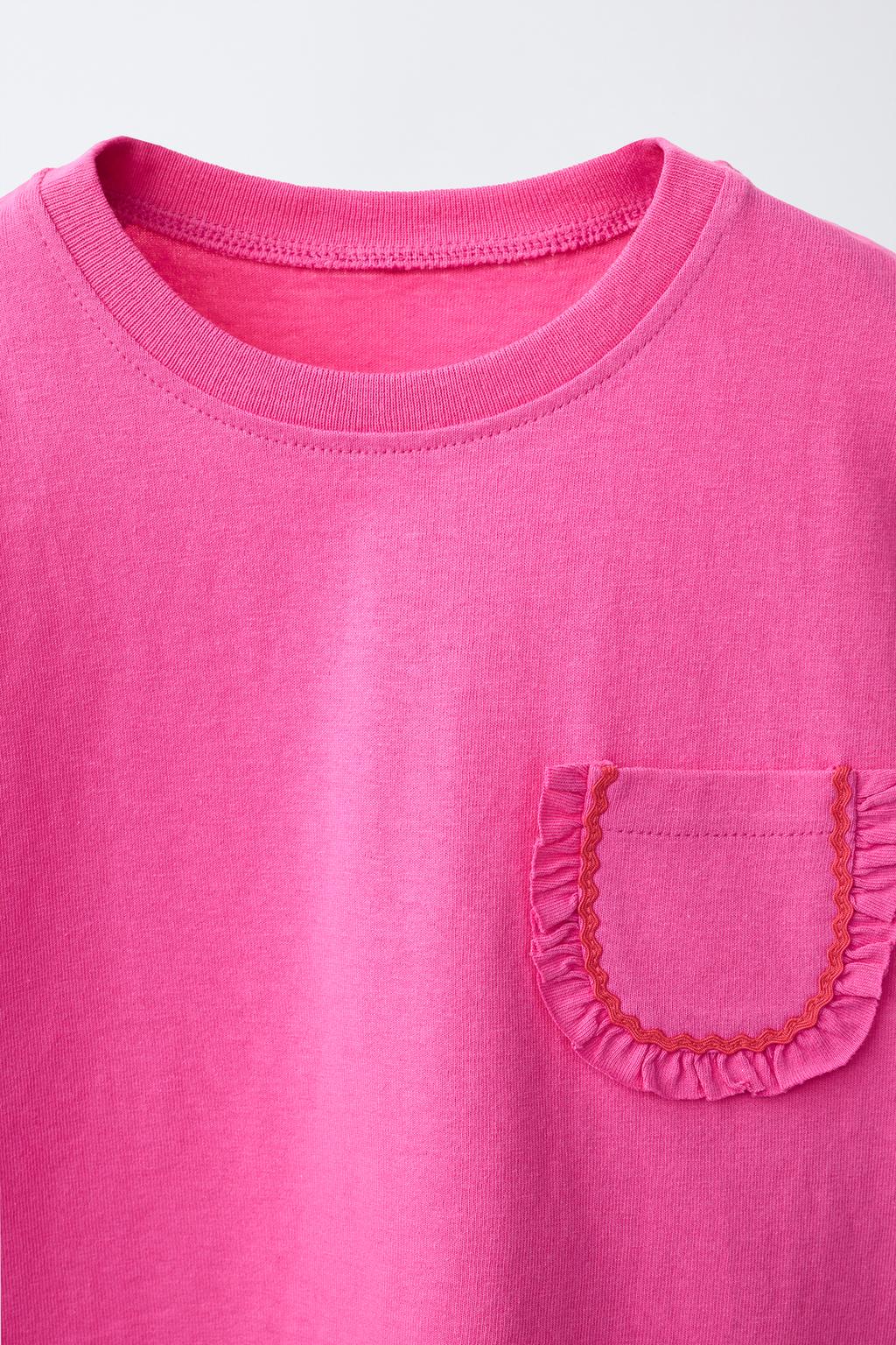 ФУТБОЛКА С КАРМАНОМ И ВОЛАНАМИ